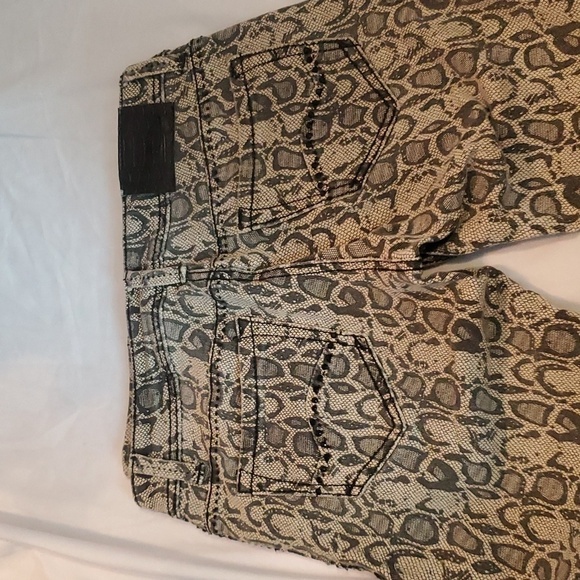 Dollhouse Snake skin Print Tan w/ Rhinestones Jeans - Picture 7 of 12